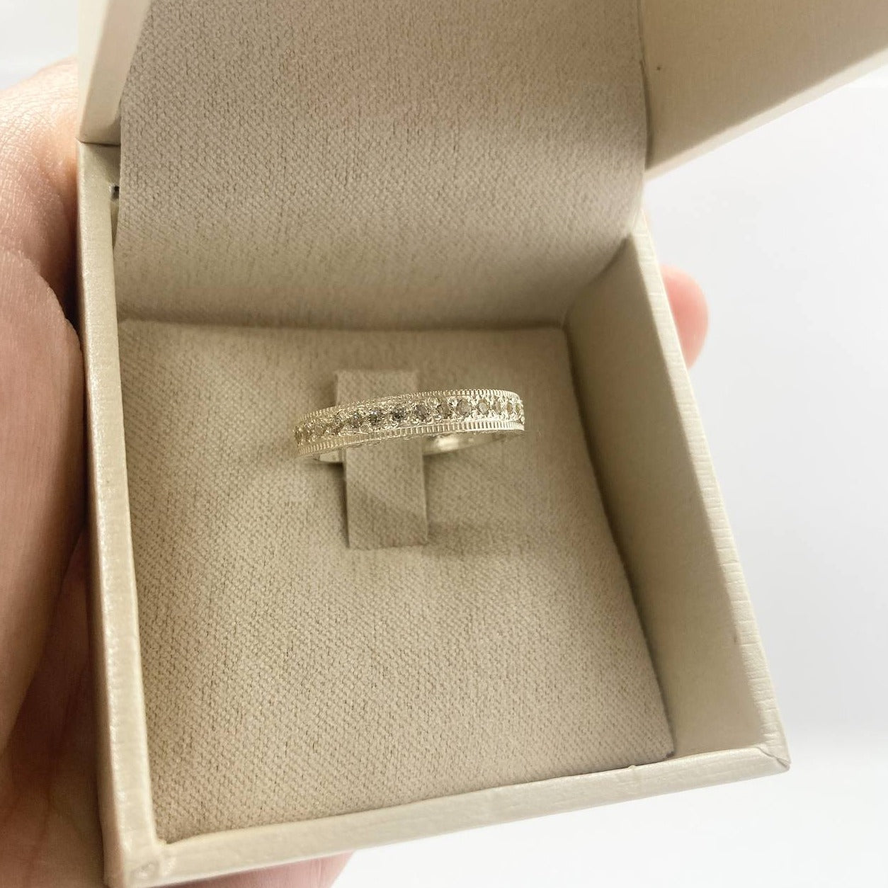 Par de Aliança Namoro em Prata 950 - Realeza 4mm Reta Polida + Anel Brinde