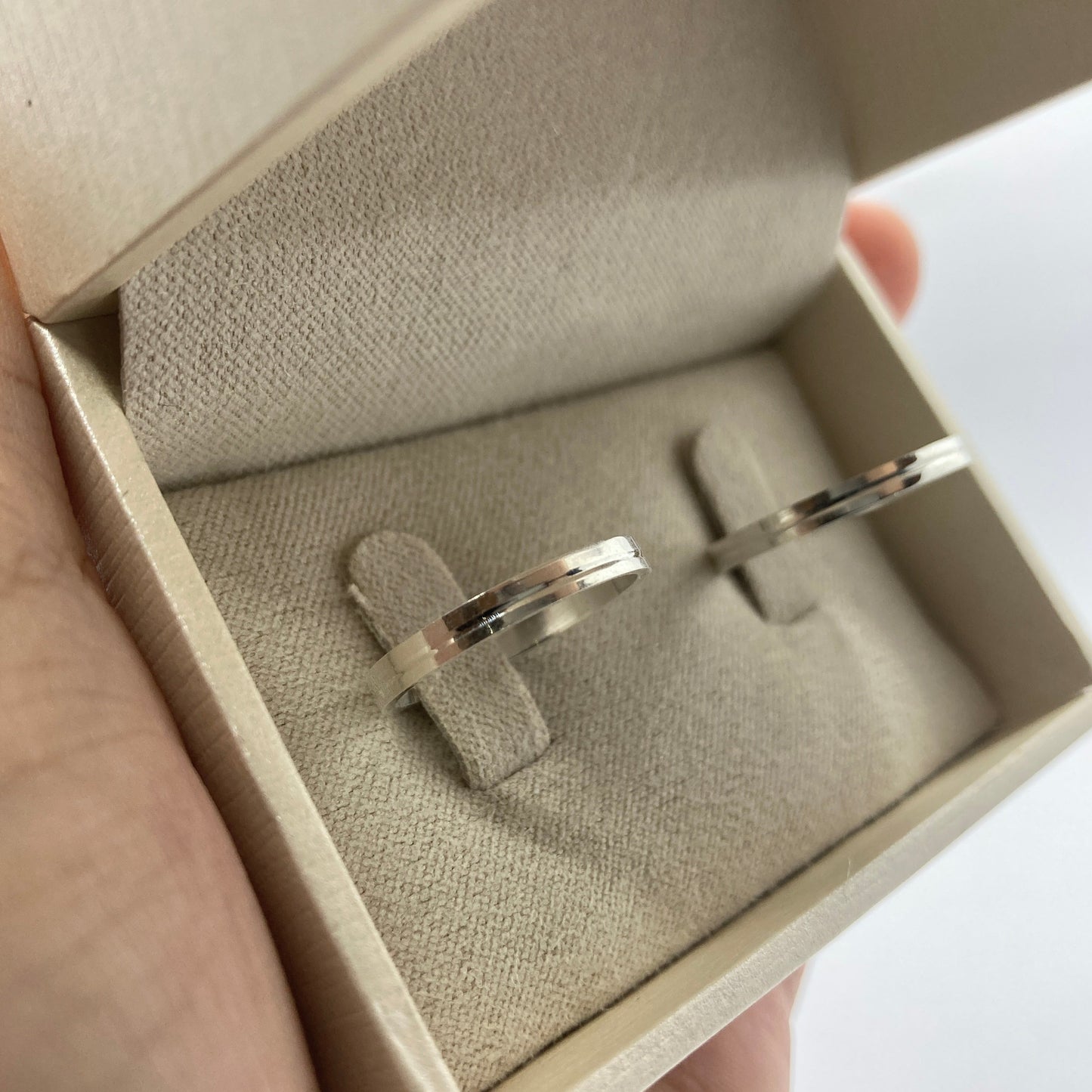 Par de Aliança Namoro em Prata 950 - Elegance 2mm Reta Polida + Anel Brinde