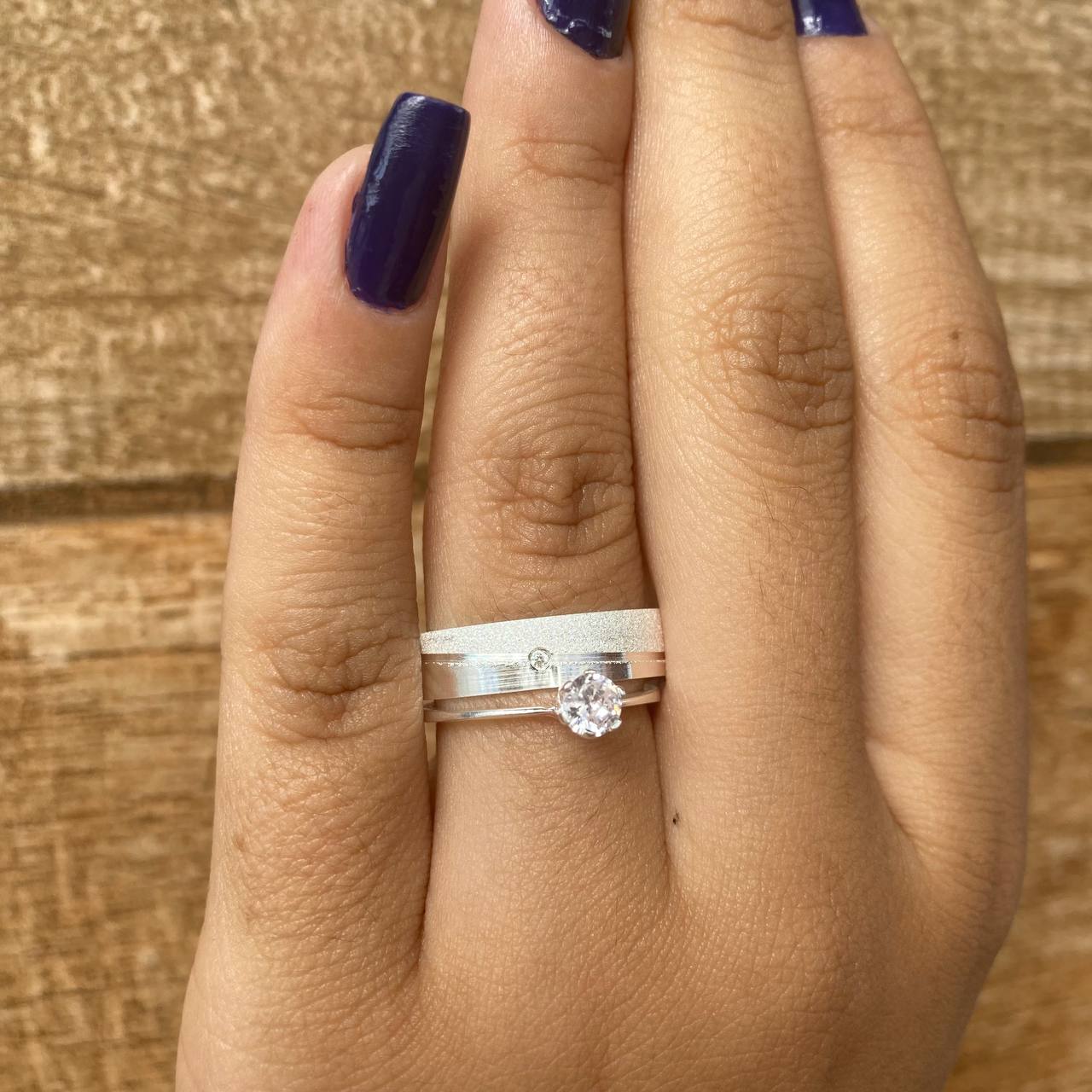 Par de Aliança Namoro em Prata 950 - Sunflower Reta 5mm Diamantada/Polida + Anel Brinde