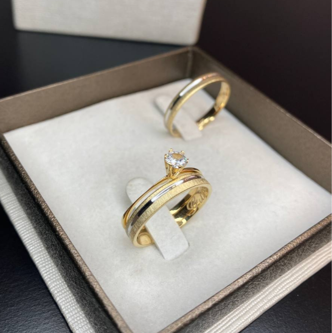 Par de Aliança Banhada - Donatella 3mm Reta Lixada + Anel Brinde