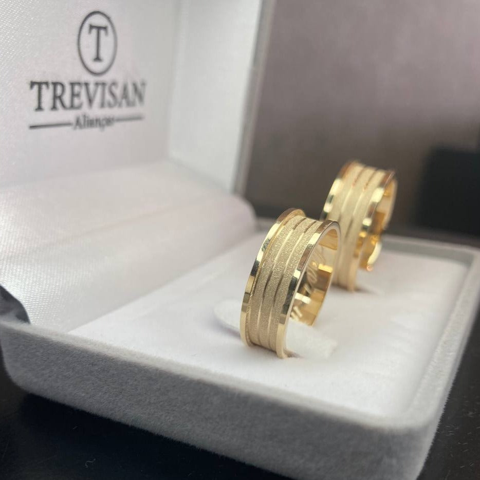 Par de Aliança Noivado/Casamento Ouro 750/18k- Infinite Love 6mm Reta Diamantada + Anel Brinde