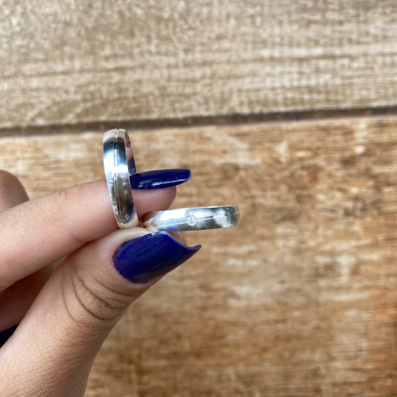 Par de Aliança Namoro em Prata 950 - Everlast Meia Cana 4mm Polida + Anel Brinde