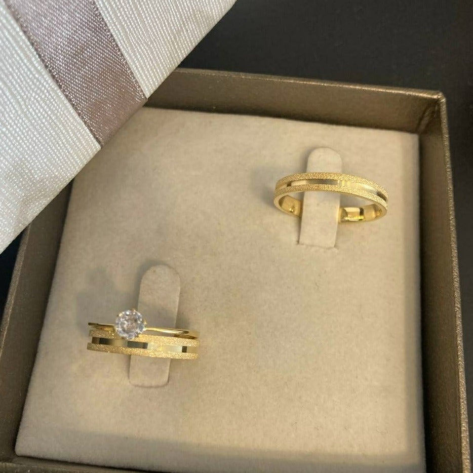 Par de Aliança Banhada - Moreia 3mm Reta Diamantada + Anel Brinde