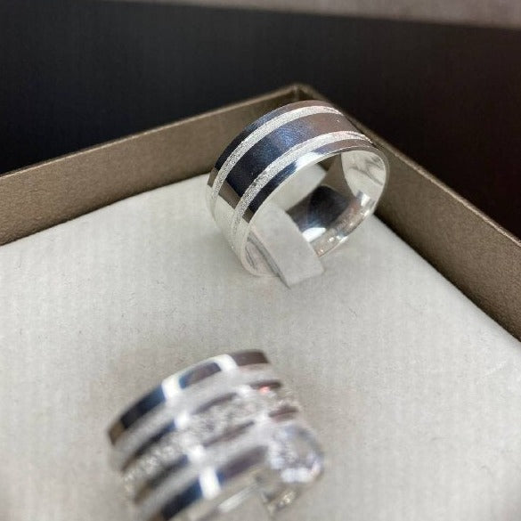 Par de Aliança Namoro em Prata 950 - Bene 10mm Reta Polida + Anel Brinde