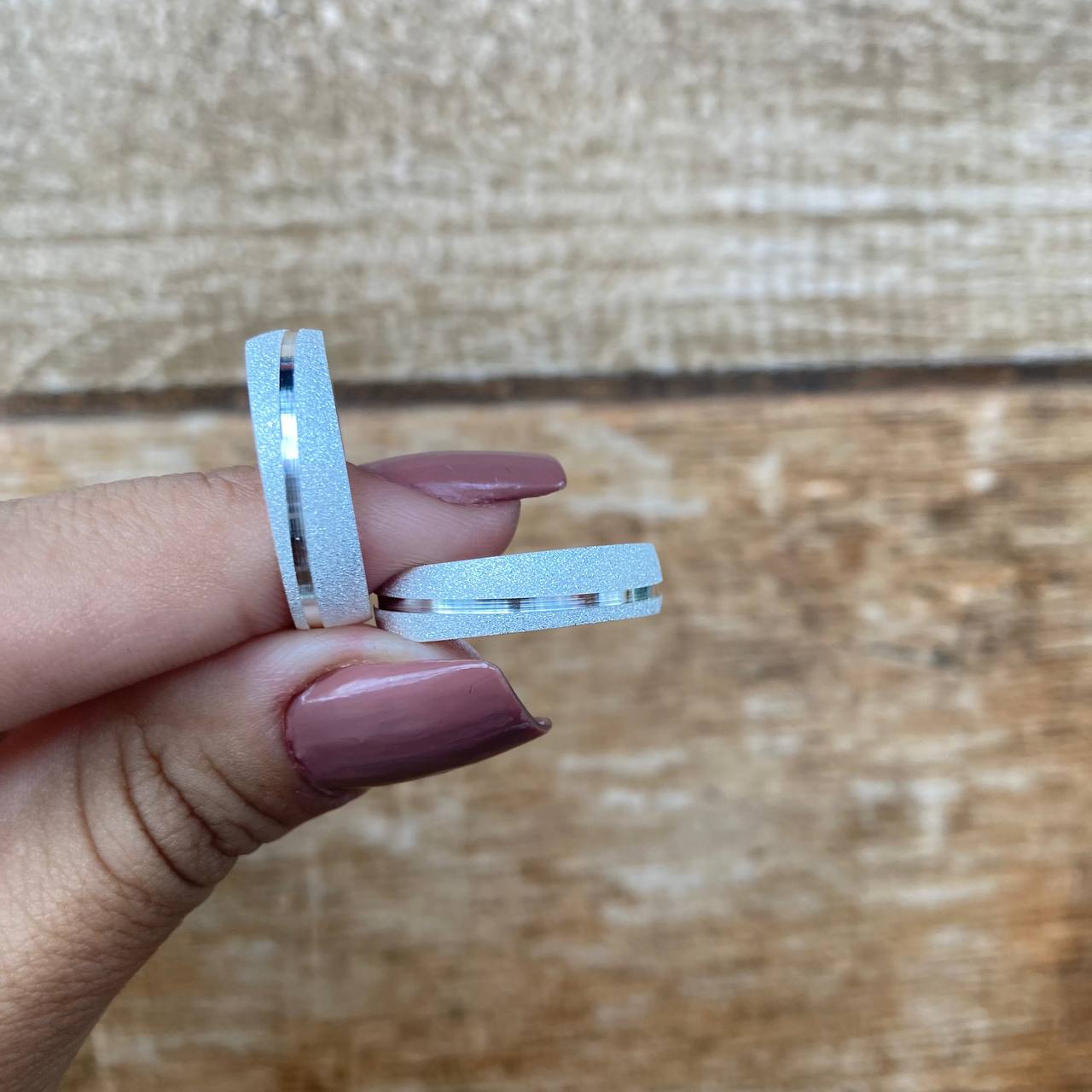 Par de Aliança Namoro em Prata 950 - Encanto Large Abaulada 5mm Diamantada + Anel Brinde