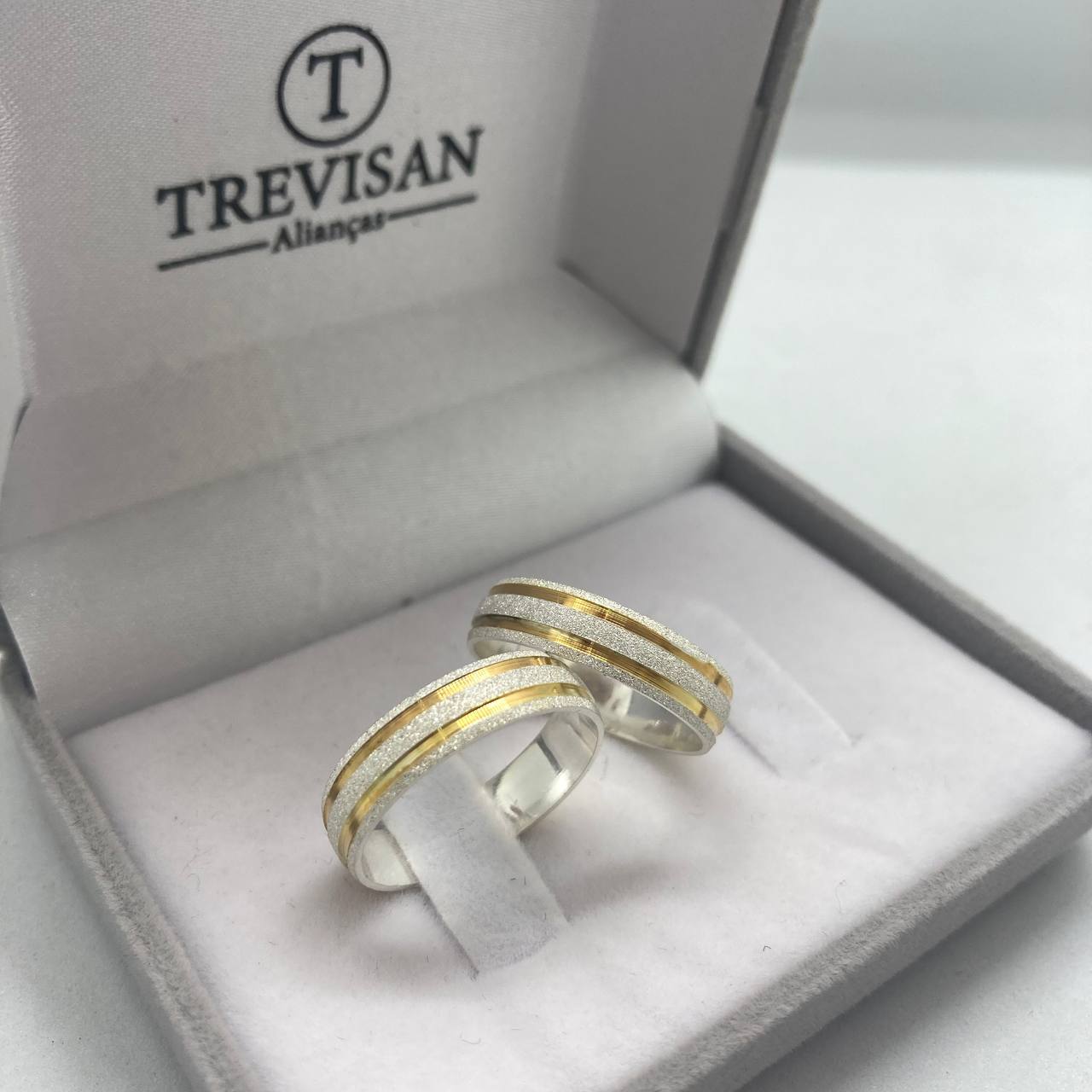Par de Aliança Namoro em Prata 950 - Perfeição Abaulada 5mm Diamantada + Anel Brinde