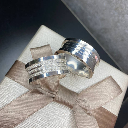 Par de Aliança Namoro em Prata 950 - Love Diamond 10mm Reta Polida + Anel Brinde