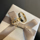 Par de Aliança Noivado/Casamento Ouro 750/18k - Florença 4mm Reta Polida + Anel Brinde