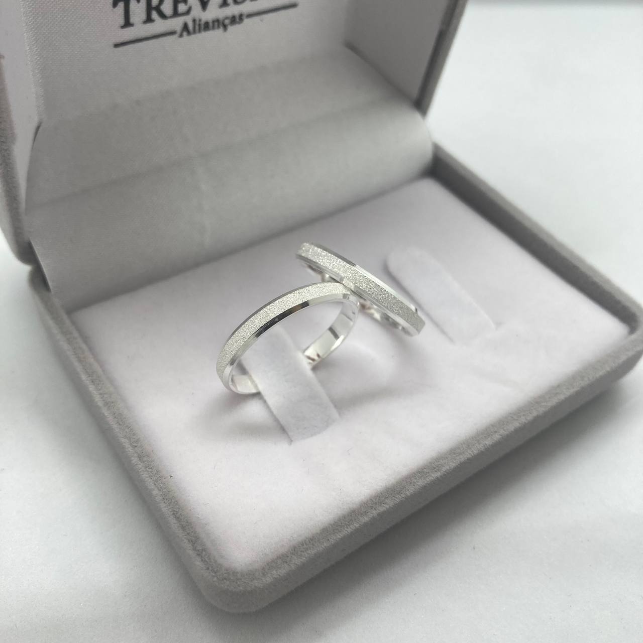 Par de Aliança Namoro em Prata 950 - Bella Chanfrada 3mm Diamantada + Anel Brinde