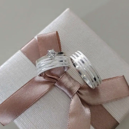 Par de Aliança Namoro em Prata 950 - Bastone 6mm Reta Diamantada + Anel Brinde