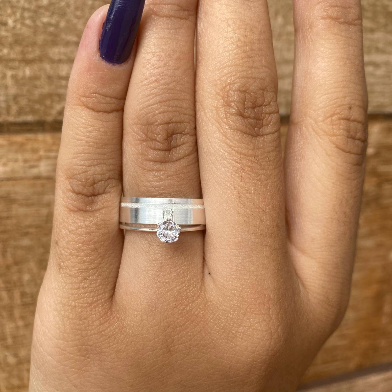 Par de Aliança Namoro em Prata 950 - Daisy Reta 5mm Acetinada + Anel Brinde