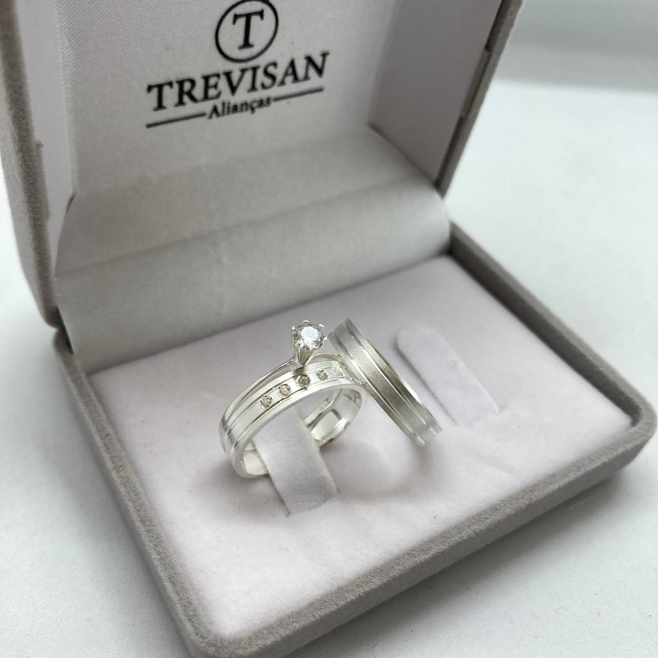 Par de Aliança Namoro em Prata 950 - Olivia Reta 4mm Acetinada + Anel Brinde