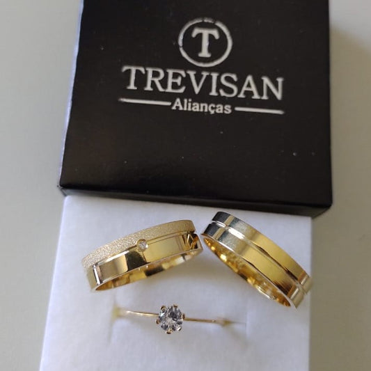 Par de Aliança Noivado/Casamento Ouro 750/18k - Flor De Lís 5mm Reta Polida + Anel Brinde