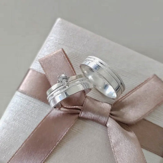 Par de Aliança Namoro em Prata 950 - Alleanza 5mm Reta Diamantada/Polida + Anel Brinde