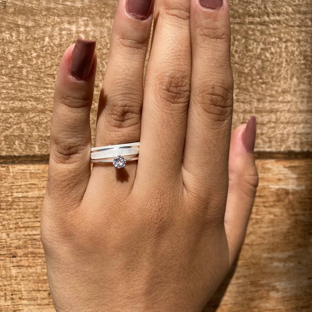 Par de Aliança Namoro em Prata 950 - Encanto Abaulada 4mm Diamantada + Anel Brinde