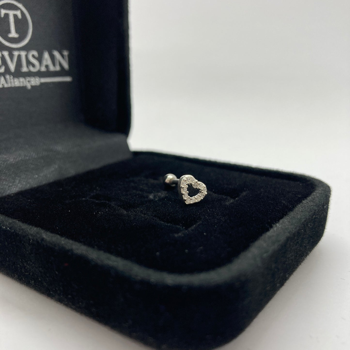 Piercing Trágus em Prata 925- Coração cravejado
