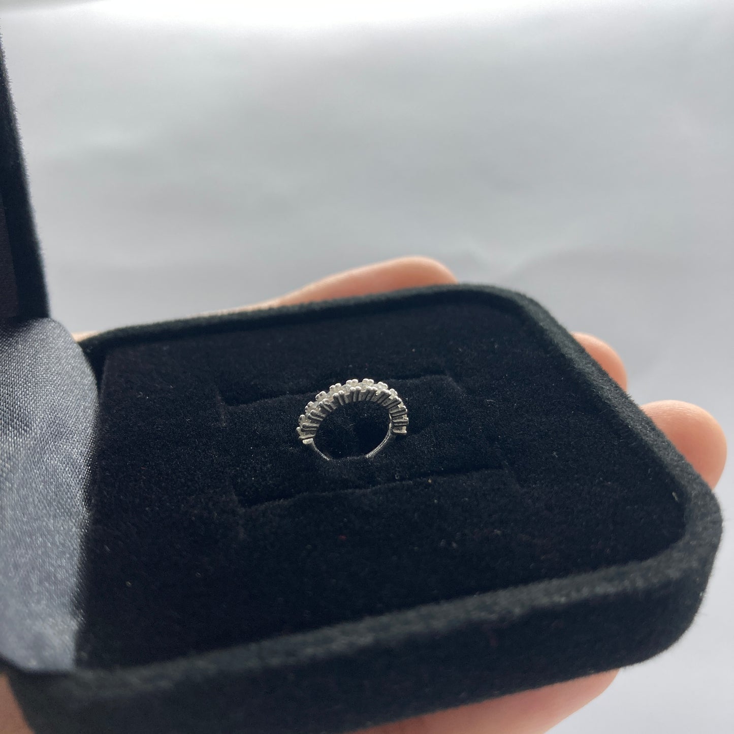 Piercing em Prata 925- Argola cravejada