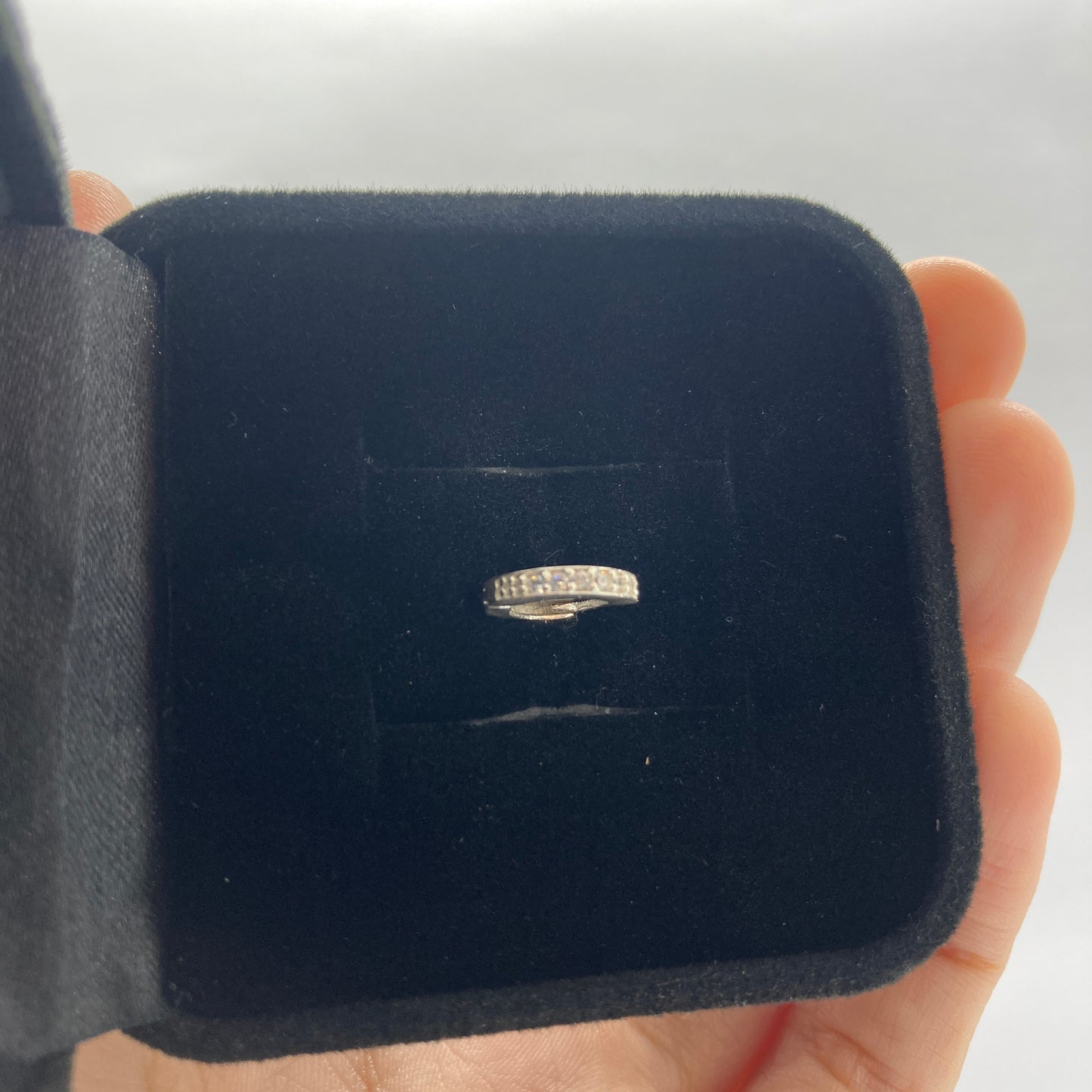 Piercing em Prata 925- Argola cravejada