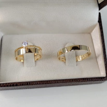Par de Aliança Noivado/Casamento Ouro 750/18k - Amares 4mm Reta Polida + Anel Brinde