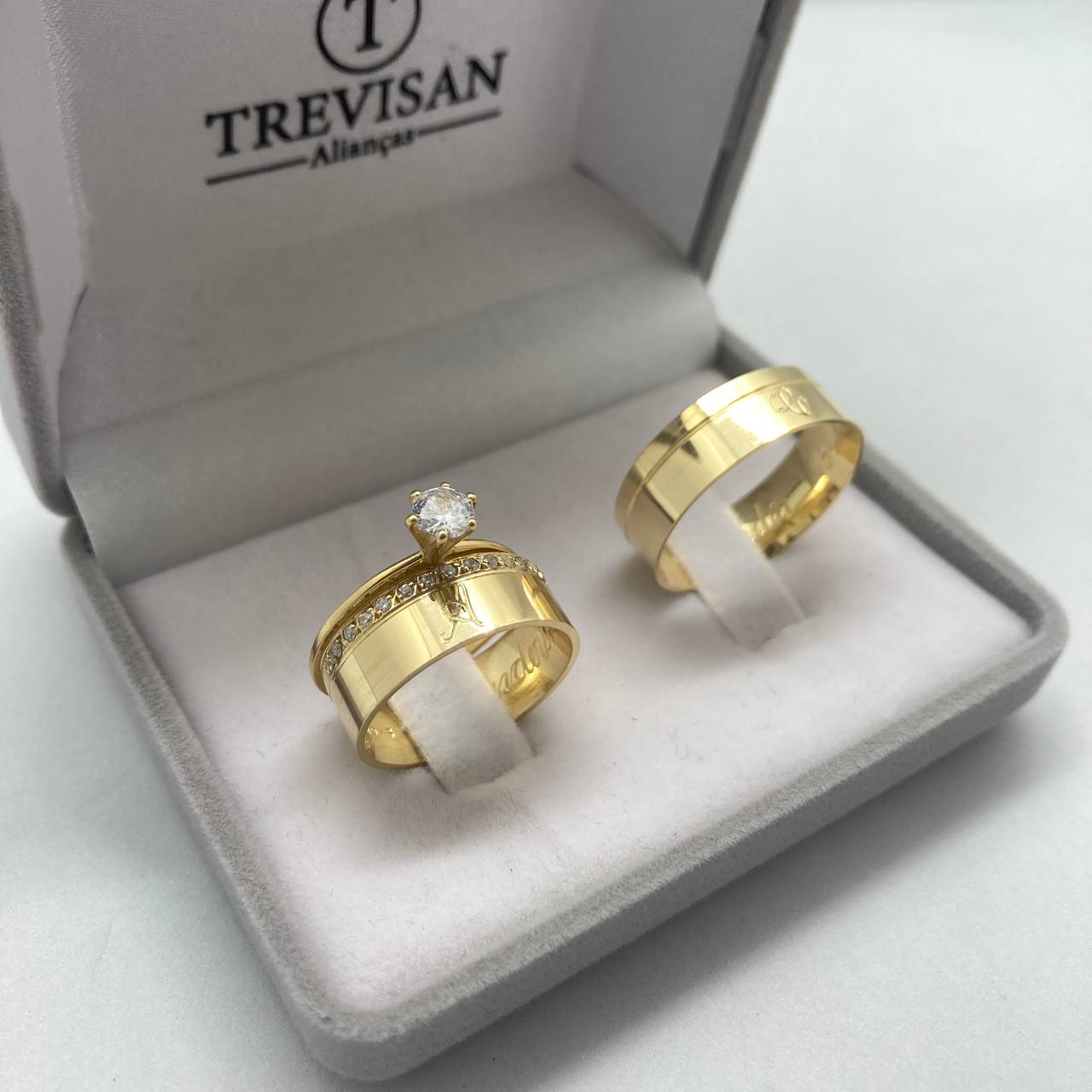 Par de Aliança Noivado/Casamento Ouro 750/18k - Details Reta 7mm Polida + Anel Brinde