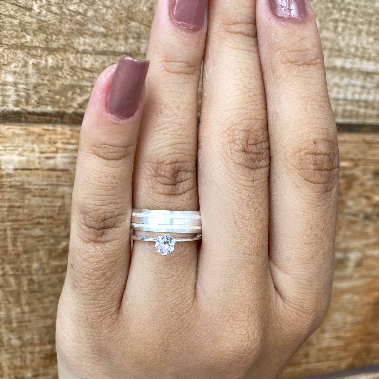Par de Aliança Namoro em Prata 950 - Majestade Meia cana 5mm Acetinada + Anel Brinde