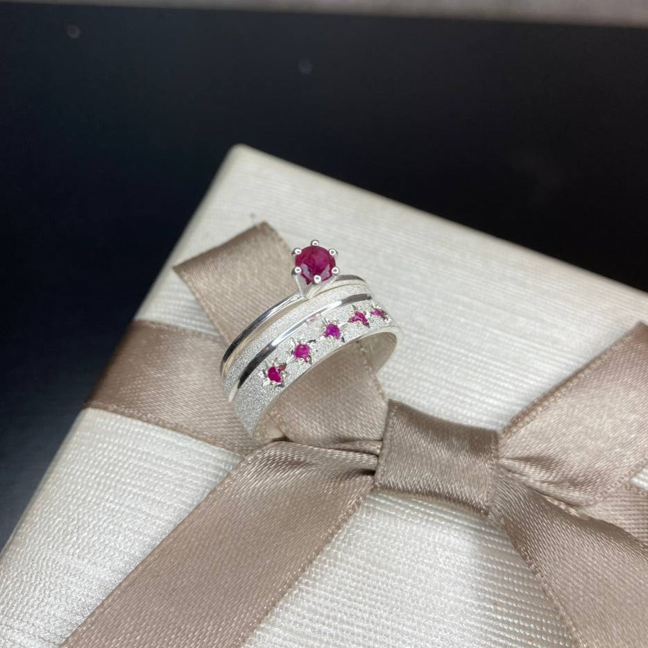 Par de Aliança Namoro em Prata 950 - Pink Kisses 5mm Reta Diamantada + Anel Brinde