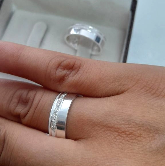 Par de Aliança Namoro em Prata 950 - Marjory 6mm Reta Polida + Anel Brinde