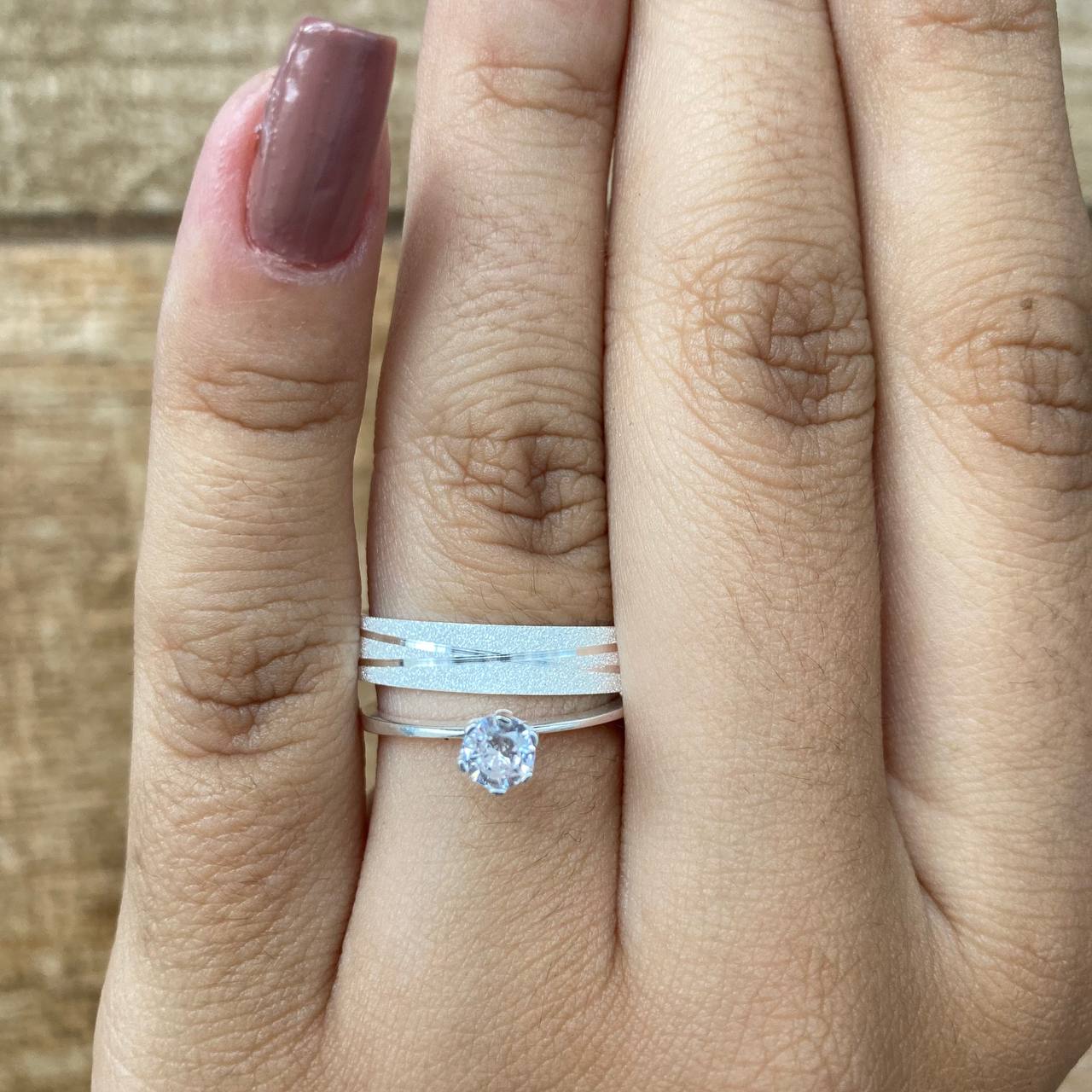 Par de Aliança Namoro em Prata 950 - Chamomily 4mm Reta Diamantada + Anel Brinde