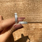 Par de Aliança Namoro em Prata 950 - Dália 4mm Reta Diamantada + Anel Brinde