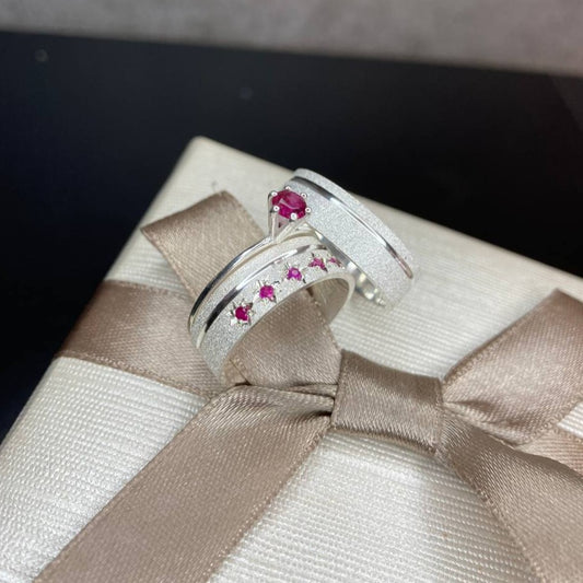 Par de Aliança Namoro em Prata 950 - Pink Kisses 5mm Reta Diamantada + Anel Brinde