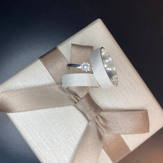 Par de Aliança Namoro em Prata 950 - Santino 6mm Reta Diamantada + Anel Brinde