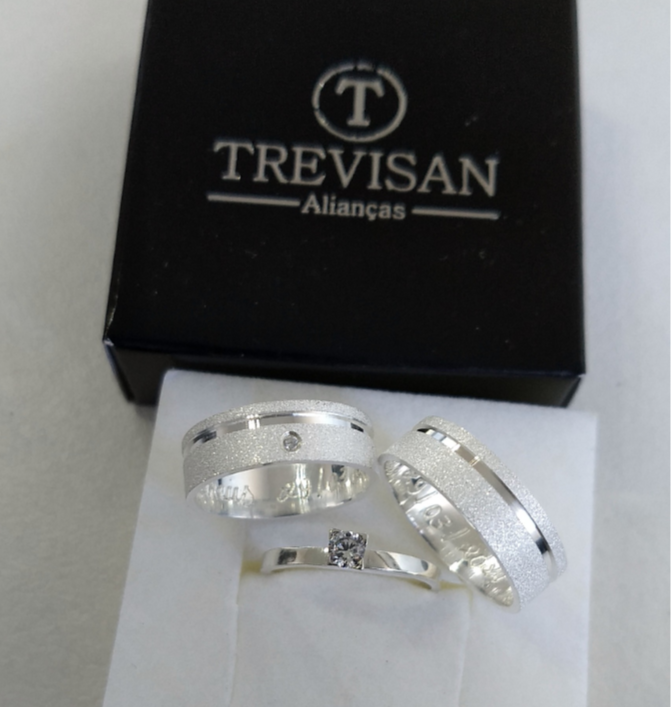 Par de Aliança Namoro em Prata 950 - Vale 6mm Reta Diamantada + Anel Brinde
