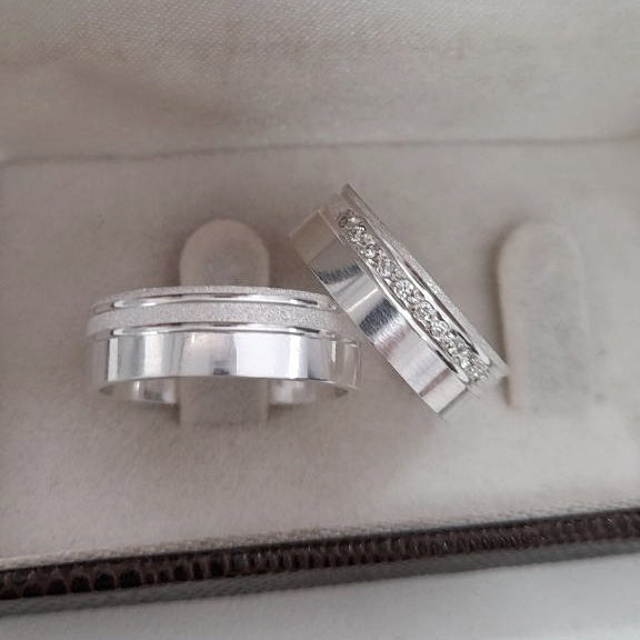 Par de Aliança Namoro em Prata 950 - Marjory 6mm Reta Polida + Anel Brinde